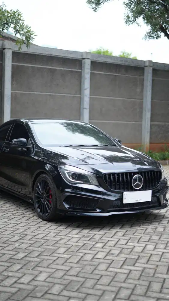 Mercedes Benz CLA 45 AMG 2.0L Turbo