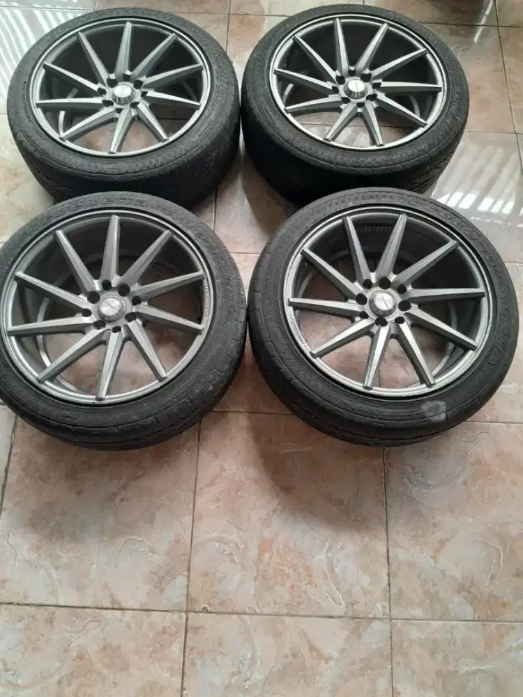 Velg mobil dua pasang