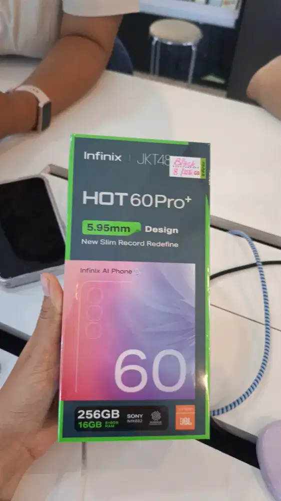 Infinix HOT 60 Pro+ Curved Ram 8+8/256