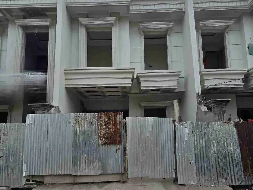 Dijual Rumah Baru Design Classic Jalan Lebar Di Cempaka Putih Jakarta