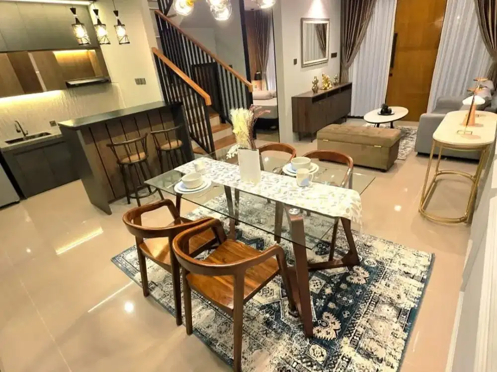 Rumah Mewah Full furnished dekat stadion Maguwoharjo & Jogjabay