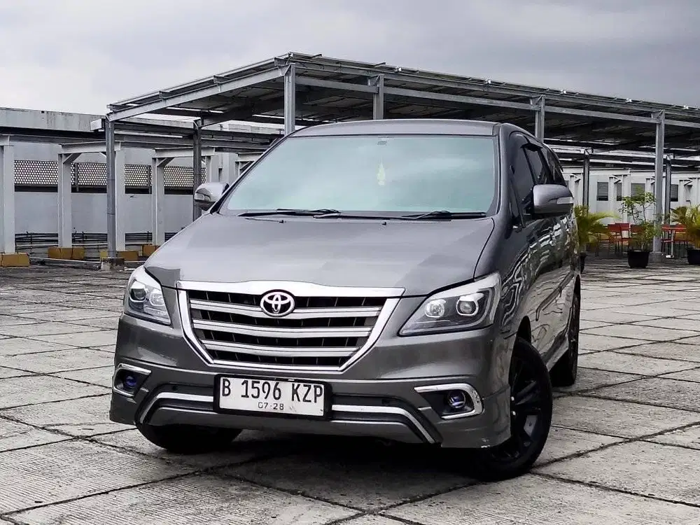 DP 8JT TOYOTA INNOVA G LUXURY BENSIN AT MATIC AUTOMATIC 2014