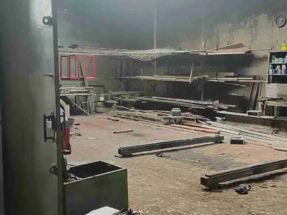 dijual gudang terdiri dari 2 bangunan di taman kopo indah kawasan industri