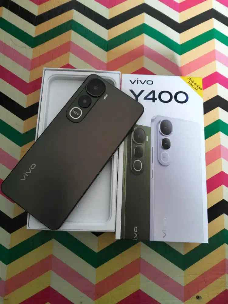 Vivo Y400 Ram 8/256 bukan 128gb lengkap ORIginal mulus sebulan pakai