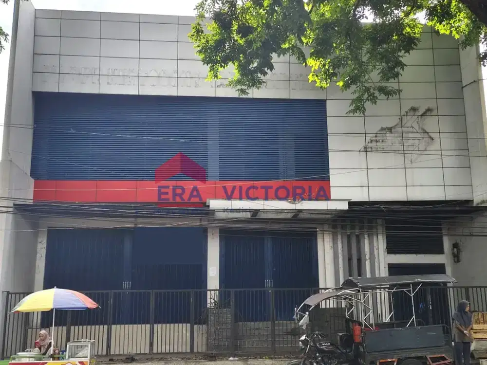 DIJUAL Kantor Bangunan Bagus di Area Bisnis Kertosno