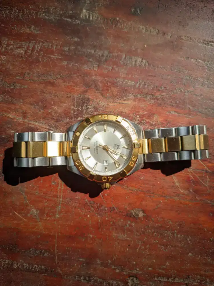 Jam tangan tag heuer