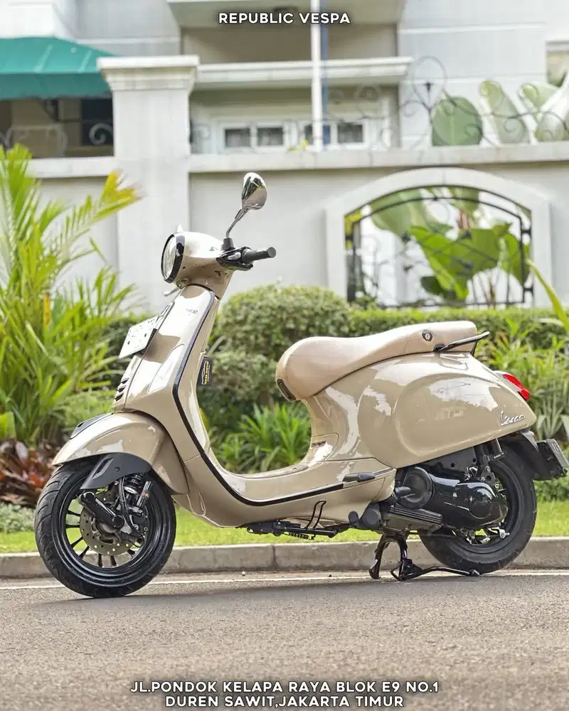 DIJUAL CEPAT  VESPA PRIMAVERA 150 3V TH 2014 WARNA BEIGE SABBIA