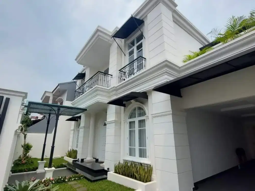 DISEWAKAN RUMAH BARU RENOVASI TOTAL KOM GUDANG PELURU TEBET JAKSEL.