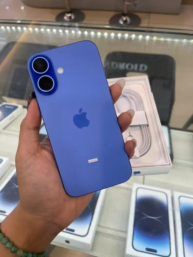 Iphone 16 128 ibox garansi on september 2026