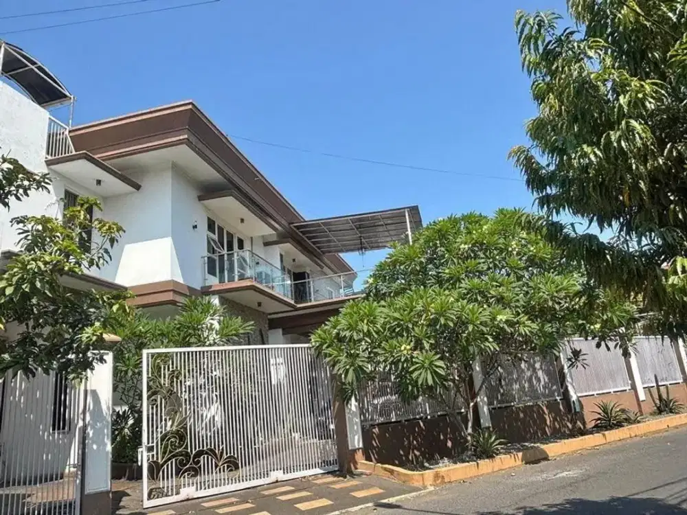 Nginden Intan Pusat Kota Ukuran Besar Harga Murah