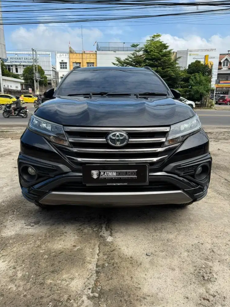 Toyota rush 2022 tipe GR sport 1.5 M/T odo 29rb