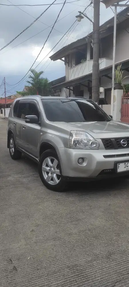 Nissan X-Trail 2009 Bensin