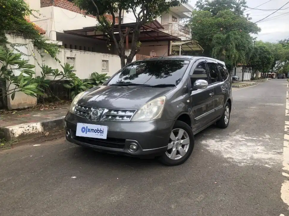 TDP 4,JT Nissan Grand livina 1.5 XV Bensin-MT Abu 2011