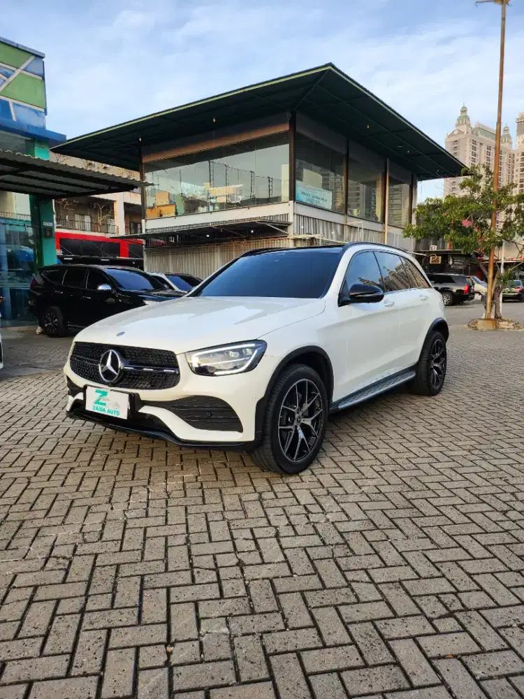 MERCEDES BENZ GLC200 AMG LINE NIGHT EDITION KM 3000 2022