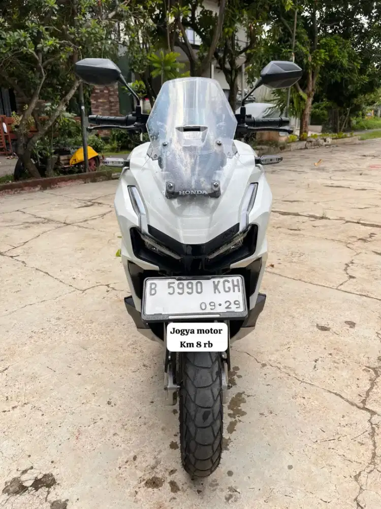 Honda Adv 160 CBS Tahun 2024