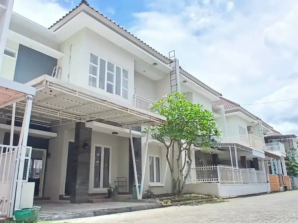 MURAH! Rumah 2 Lantai di jl. Kaliurang Dekat kampus UGM, Pakuwon Mall