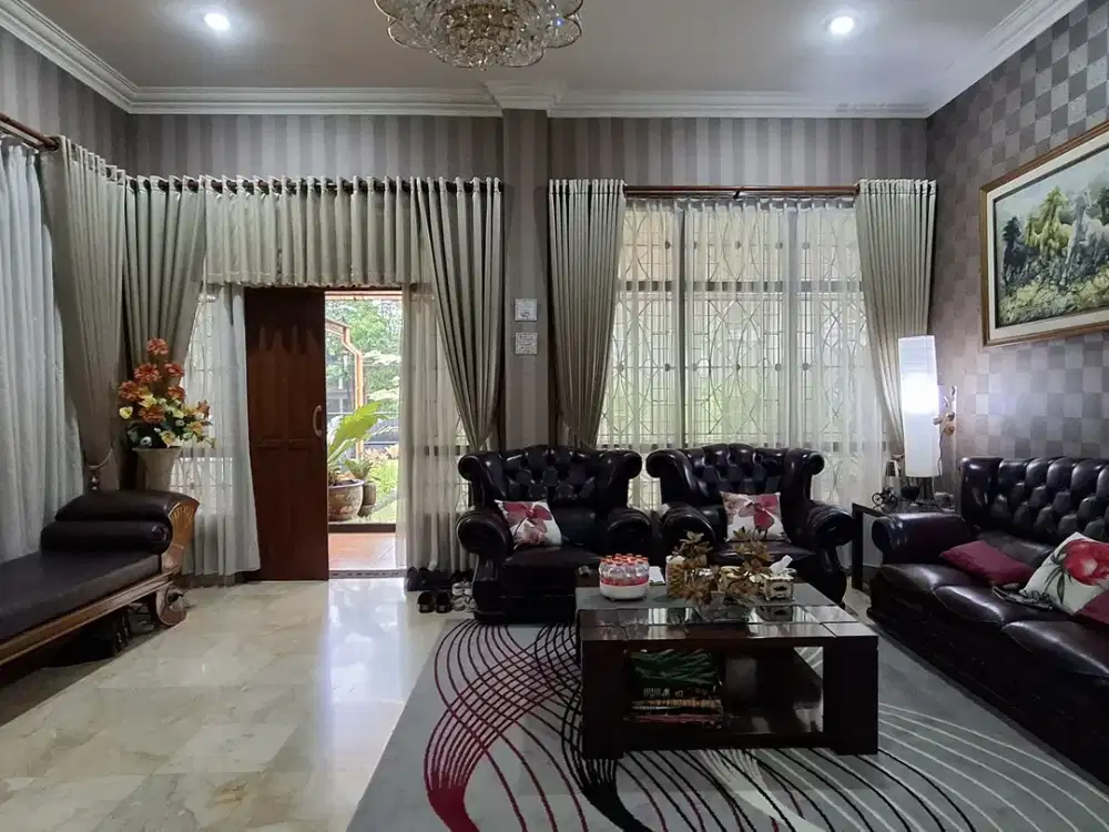 rumah asri nyaman terpelihara karang layung karang setra bandung
