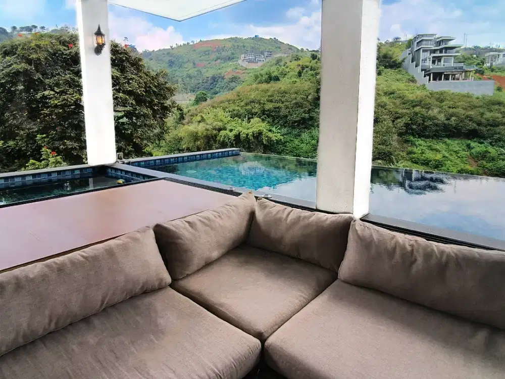 DIJUAL CEPAT VILLA SHM LUAS 250M 4+1 KAMAR DAGO PAKAR BANDUNG