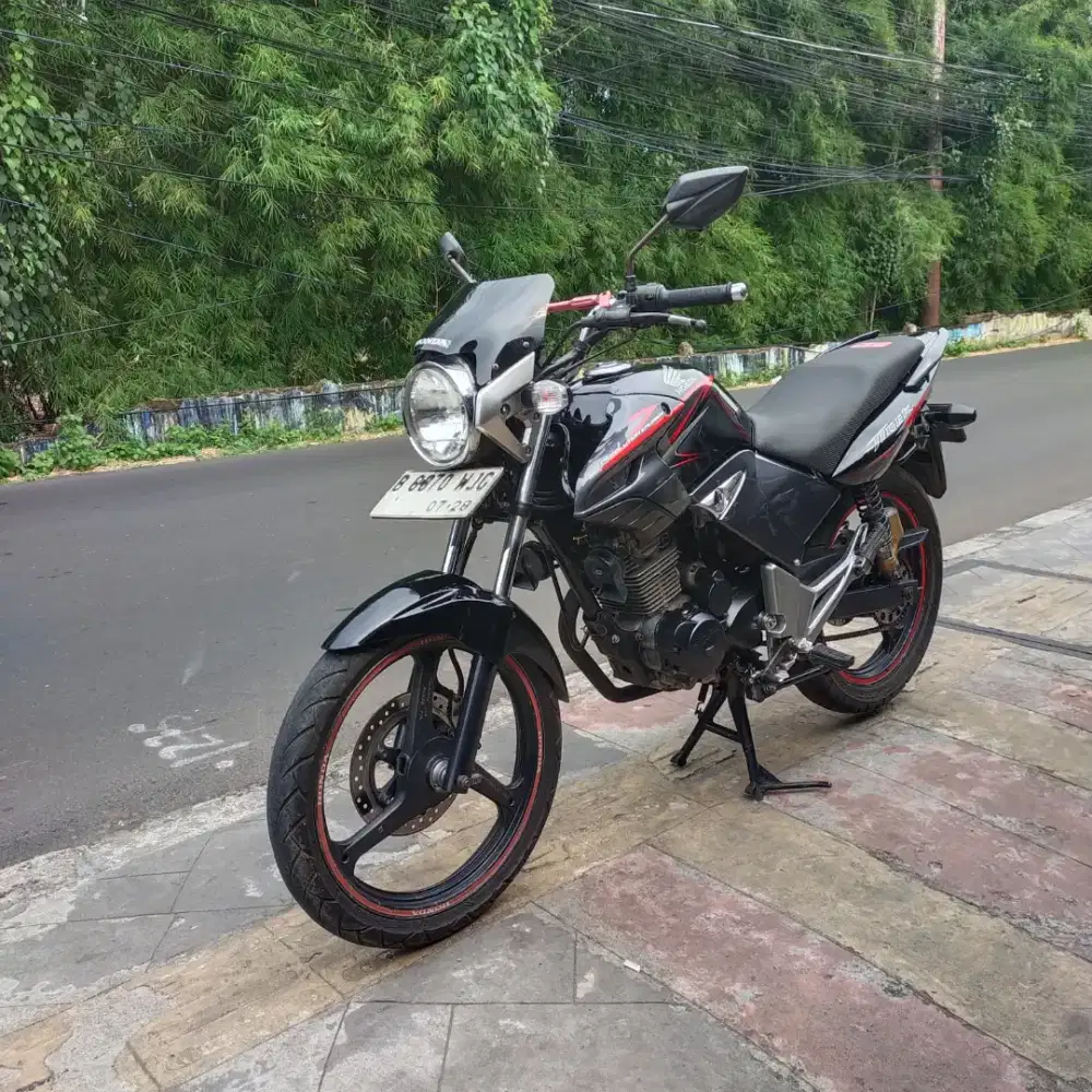 Tiger Revo 2013 Orisinil lengkap Bagus Mesin Aluss