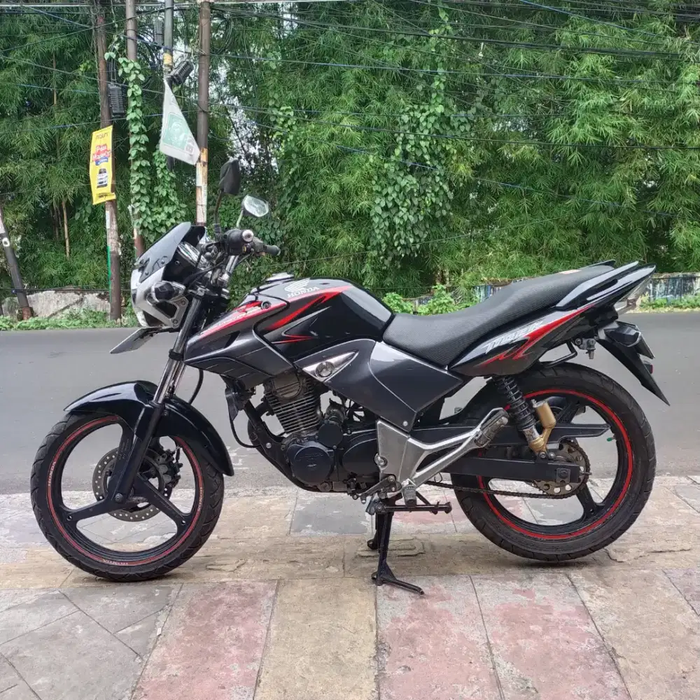 Tiger Revo 2013 Orisinil mesin Aluss Lengkap Bagus