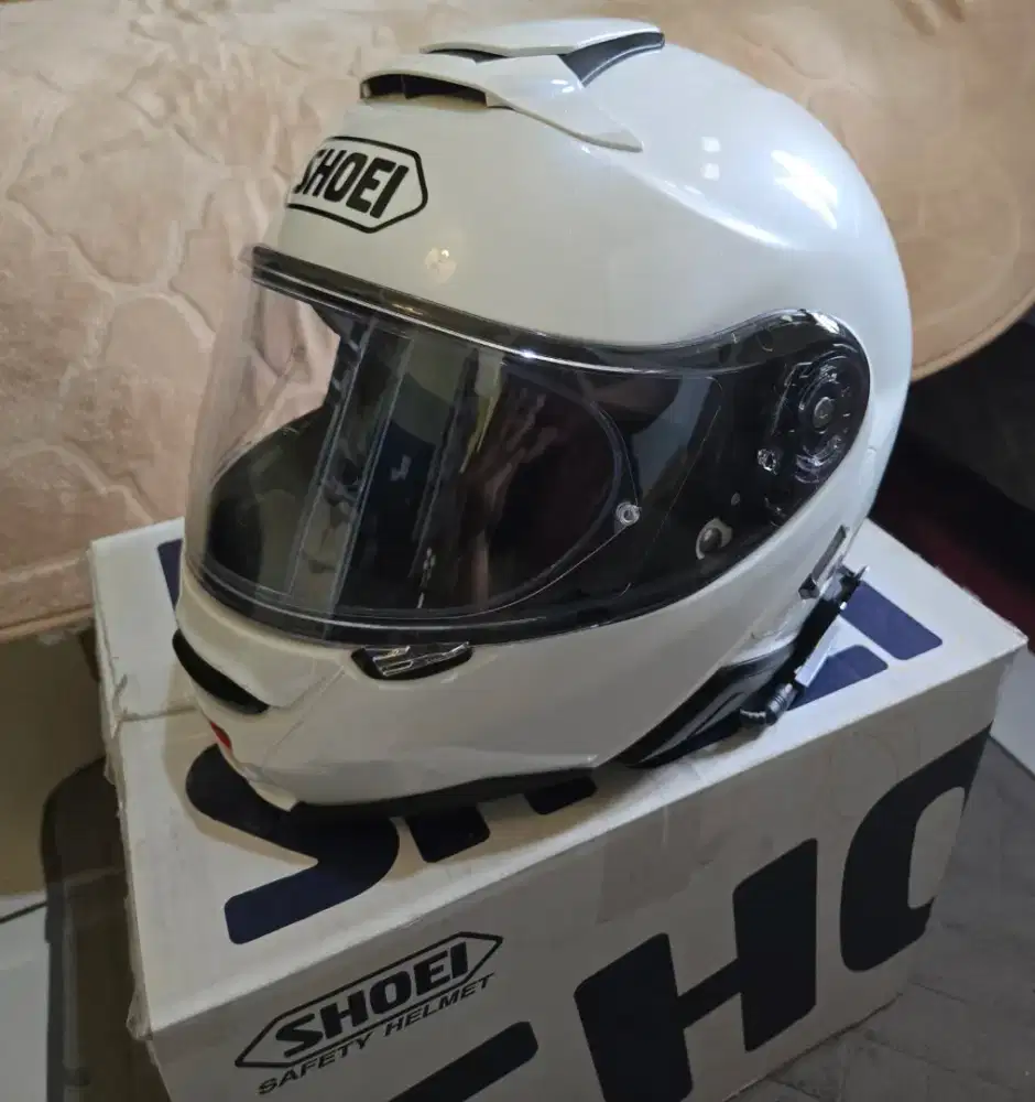Shoei neotec II
