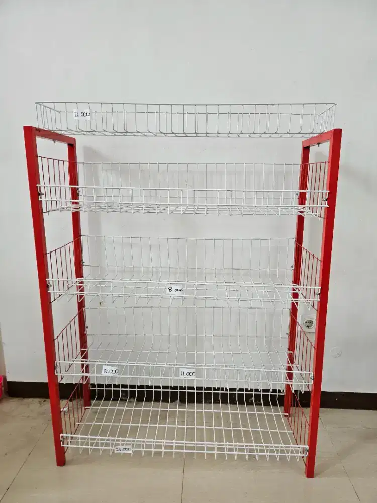 Rak Susun Tingkat