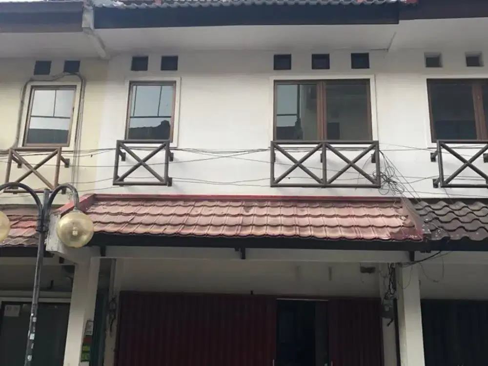 DIJUAL ATAU DISEWA RUKO SEKTOR 4 BSD ADA 2LANTAI SIAP MASUK FULL RENOV