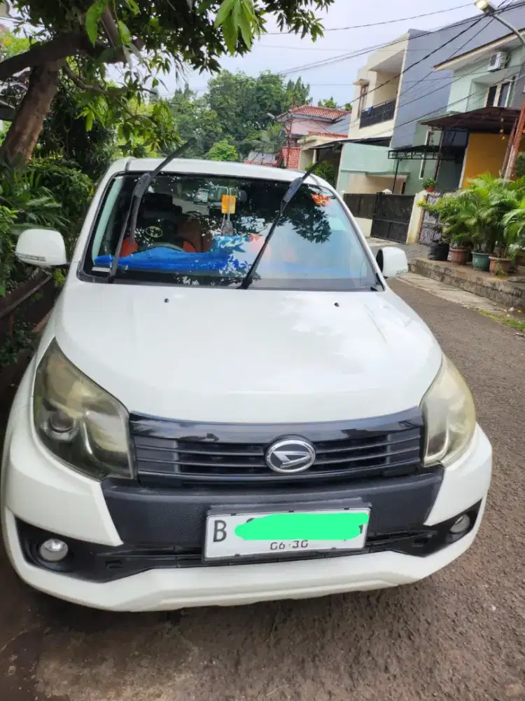 Pajak panjang - Daihatsu Terios 1.5 TS Extra Automatic 2015