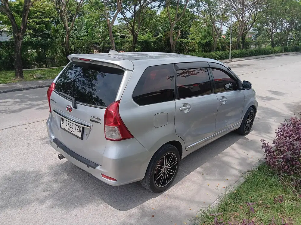 Toyota Avanza 2012 Bensin