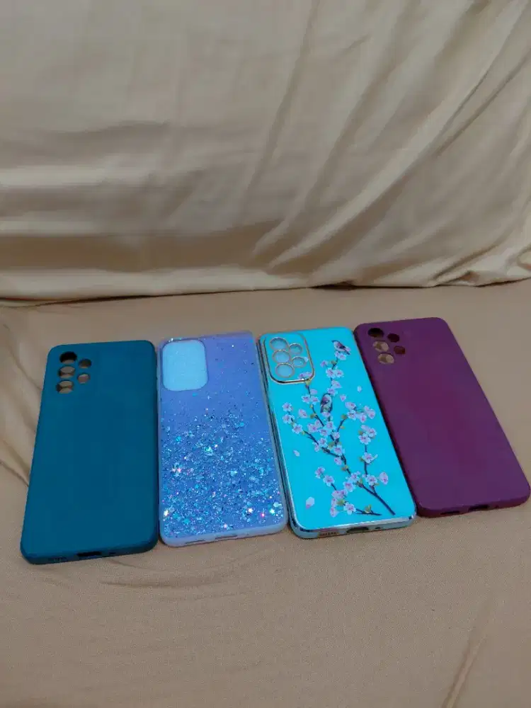 Jual casing hp samsung dijual sepaket isi empat pics..kondisi bekas