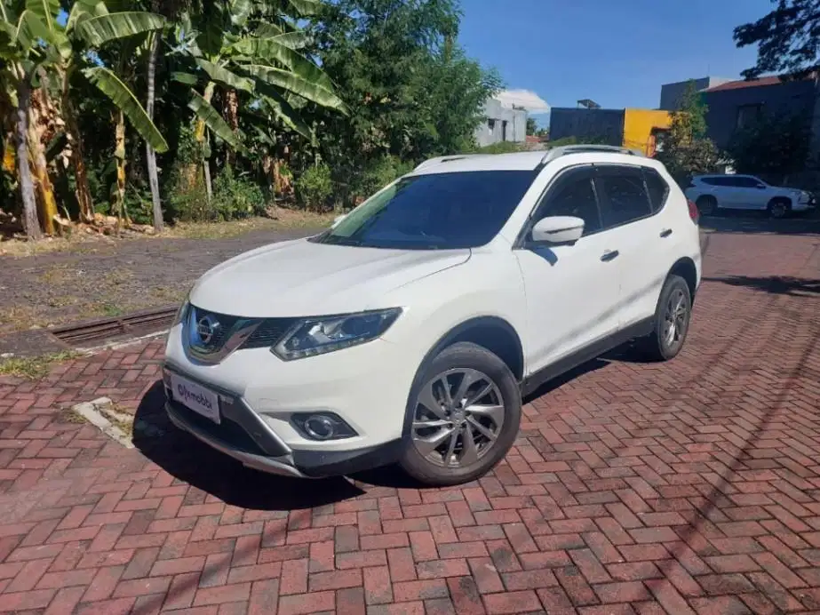 DP MURAH Nissan XTrail 2.5 Bensin Matic 2016 Putih w XG