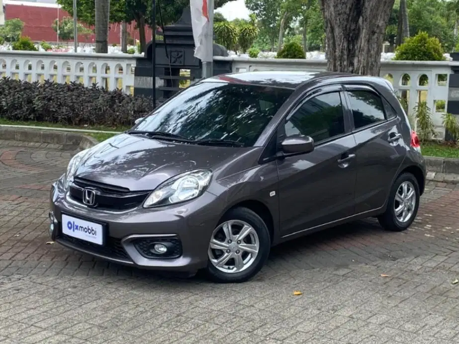 Pajak Panjang Honda Brio Satya 1.2 E Bensin-MT 2018 Abu-abu AEXF