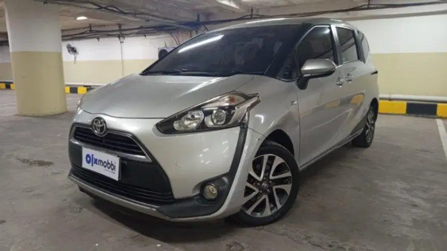 Pajak Panjang TDP 8JT Toyota Sienta 1.5 V Bensin-AT 2016 Silver