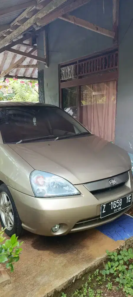 SUZUKI AERIO 2004