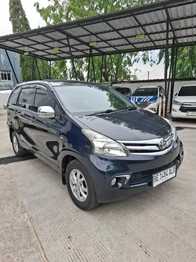 NEW AVANZA 1.3 G MATIC 2012