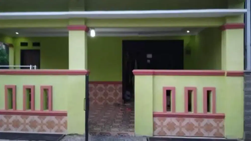 kontrakan tahunan belakang surya sukabumi kmr 2