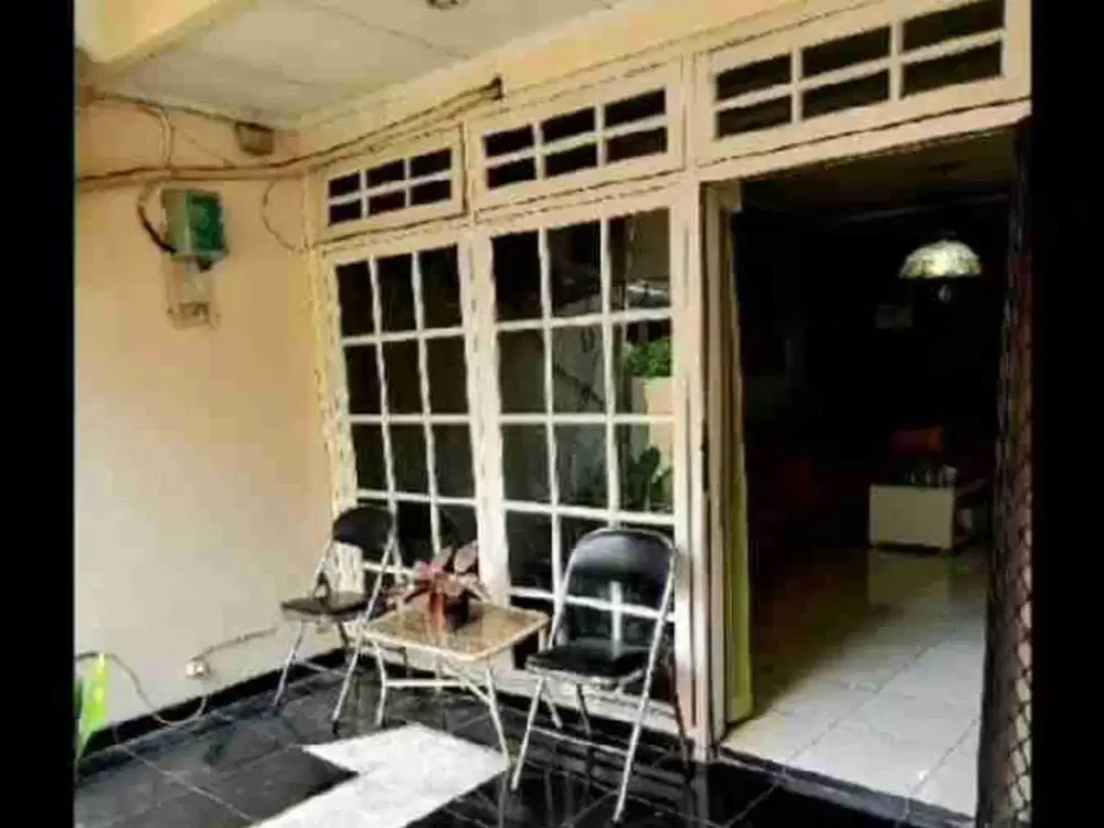 Rumah Selangkah ke Mall Pondok Indah