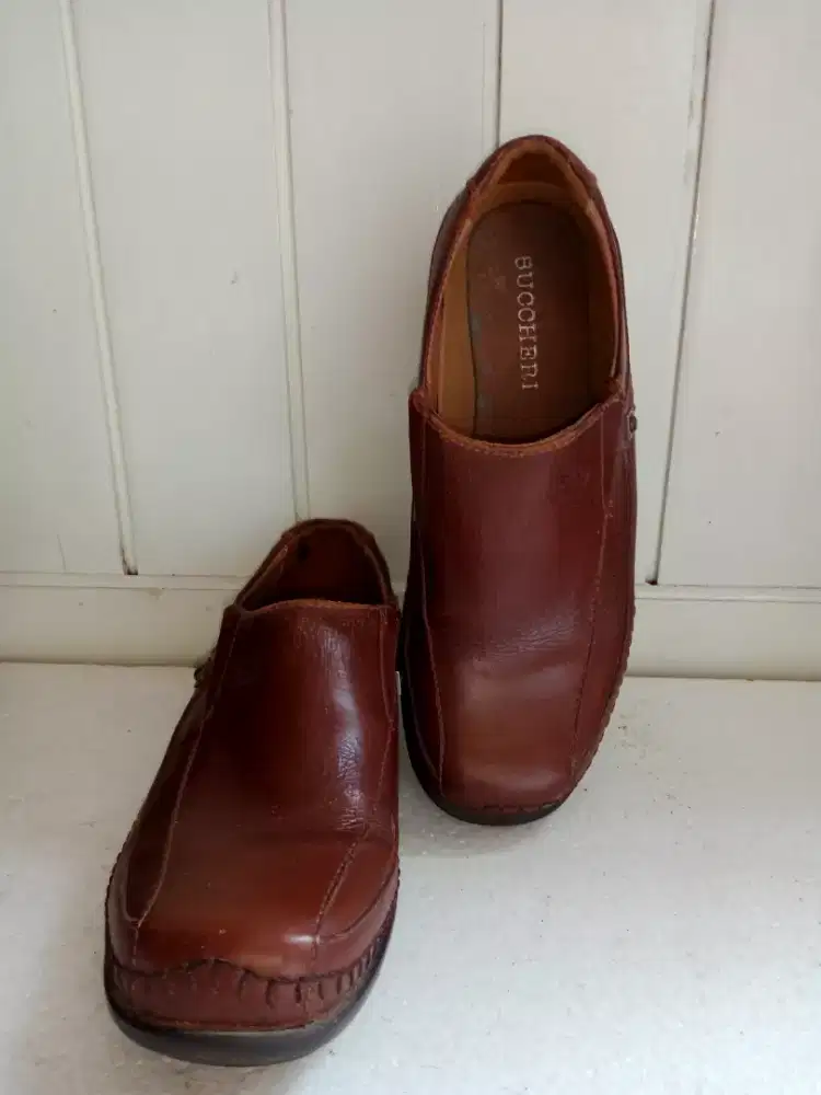 Fs Sepatu bucheri
