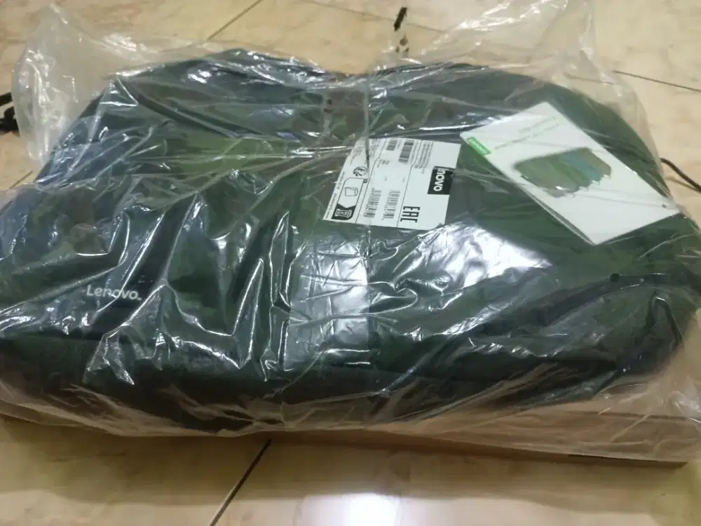 Laptop baru merk Lenovo