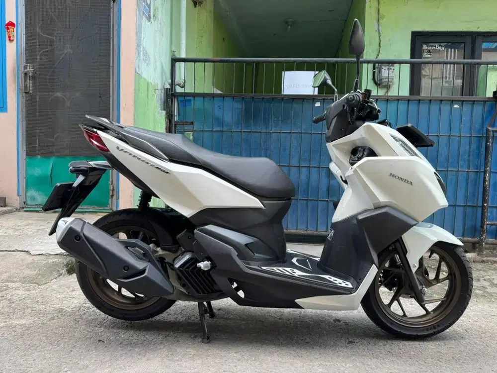 Honda Vario 160 thun 2024 pajak panjang mesin halus jozz siap gas gan.