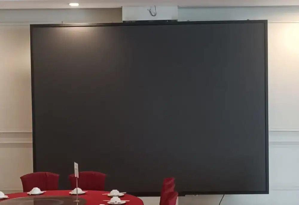 Dijual LED video Tron masih baru
