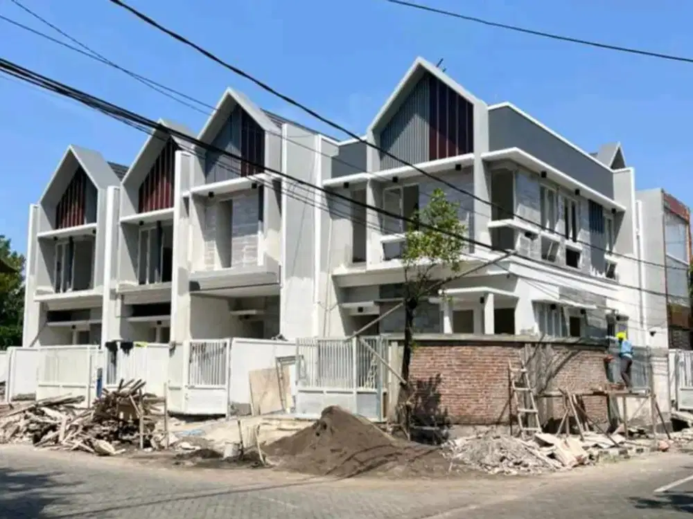 DIJUAL RUMAH TENGGILIS SCANDINAVIAN DEKAT JEMURSARI SURABAYA RON.A1599