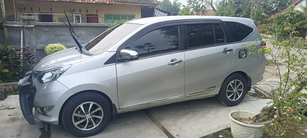 Daihatsu Sigra 2016 Bensin