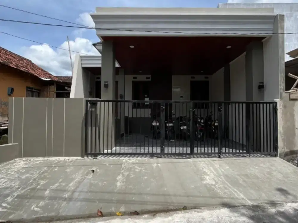 RUMAH MEWAH MODERN KEKINIAN KUALITAS PREMIUM DI JALAN KALIURANG KM. 13