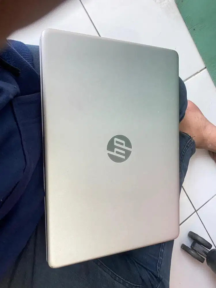 Jual laptop merk HP 14s