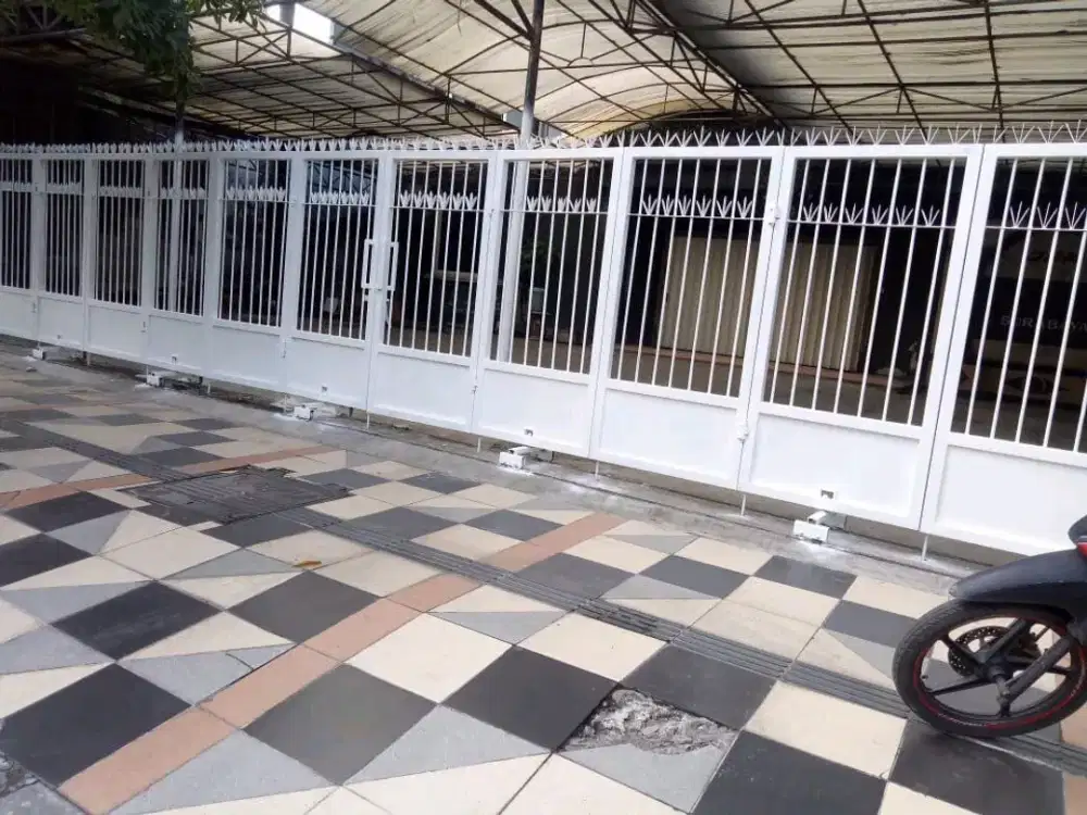 DIJUAL RUMAH RAYA JEMURSARI SURABAYA RON.A705