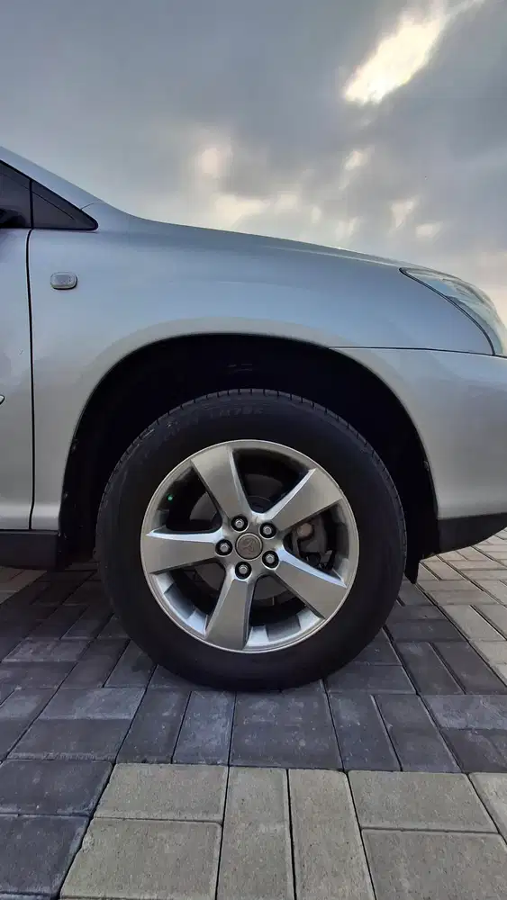 Toyota Harrier 2010 Bensin