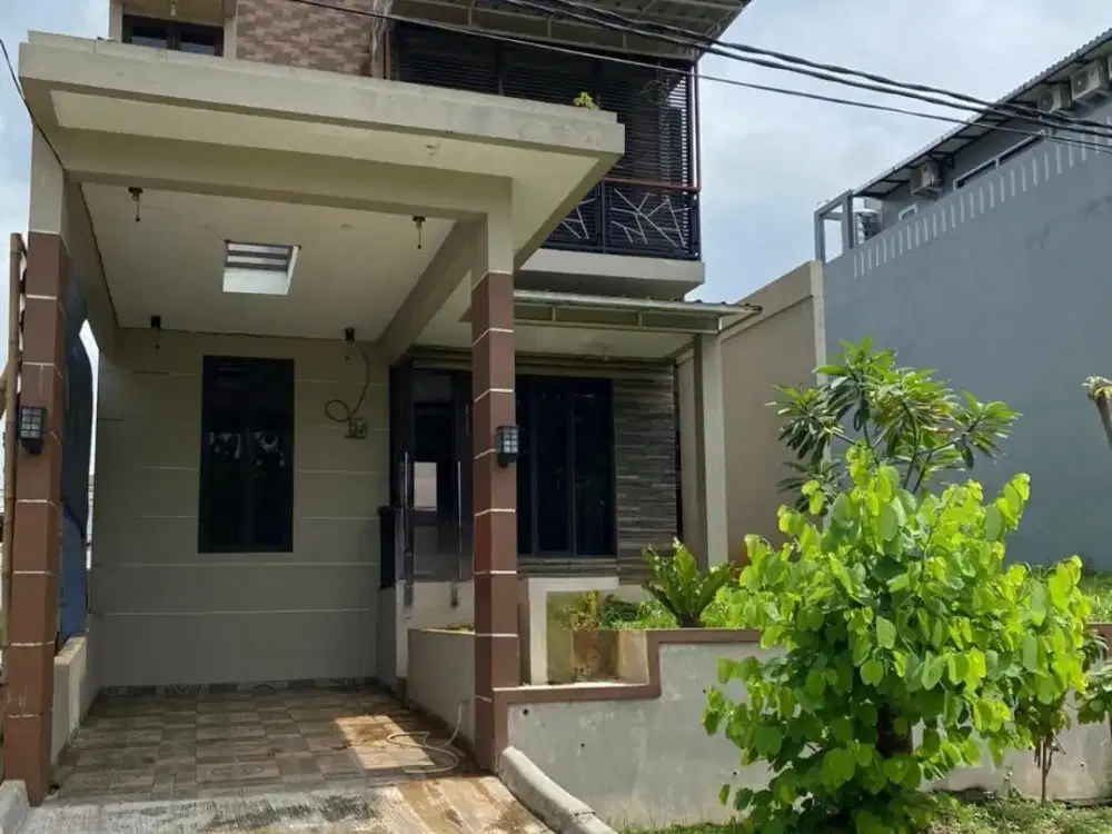 DISEWAKAN RUMAH CLUSTER TAMAN SIMPRUK - Lippo Cikarang