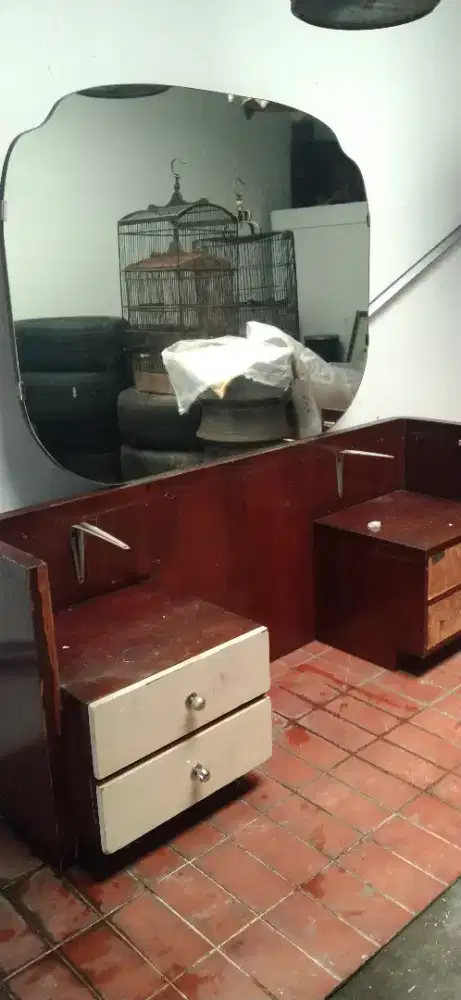 Di jual meja rias kayu jati