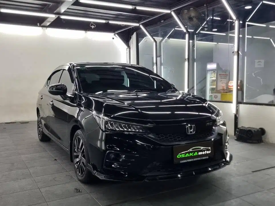 KM 23 RB RECORD - Honda City HB 2023 Sensing RS AT - City Hatchback RS